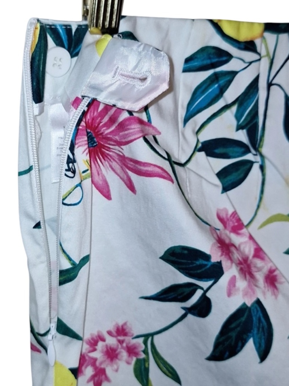 RSVP by TALBOTS White Ankle Pants with Yellow Lemon & Pink Floral Print Size 10 - Picture 8 of 12